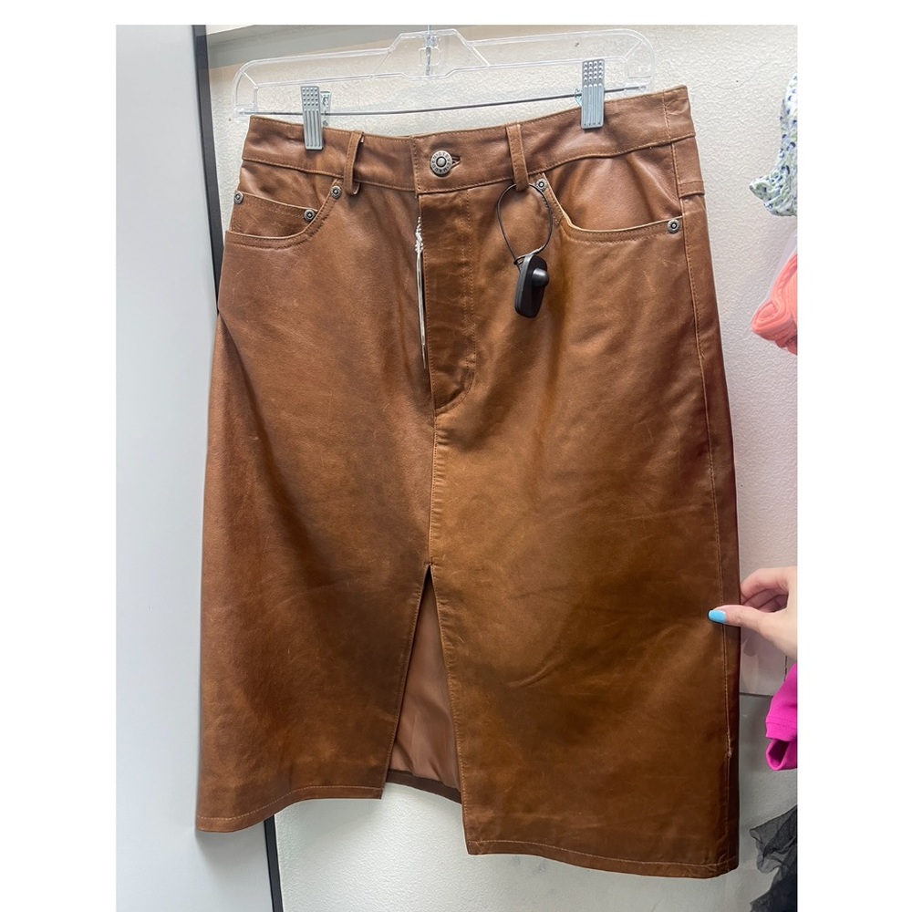 Steve Madden Genuine Leather Skirt Brand new Size large!